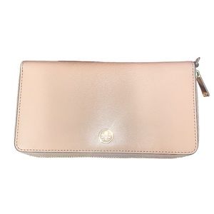 Tory Burch Tan Zip Continental Wallet – Stylish & Spacious!